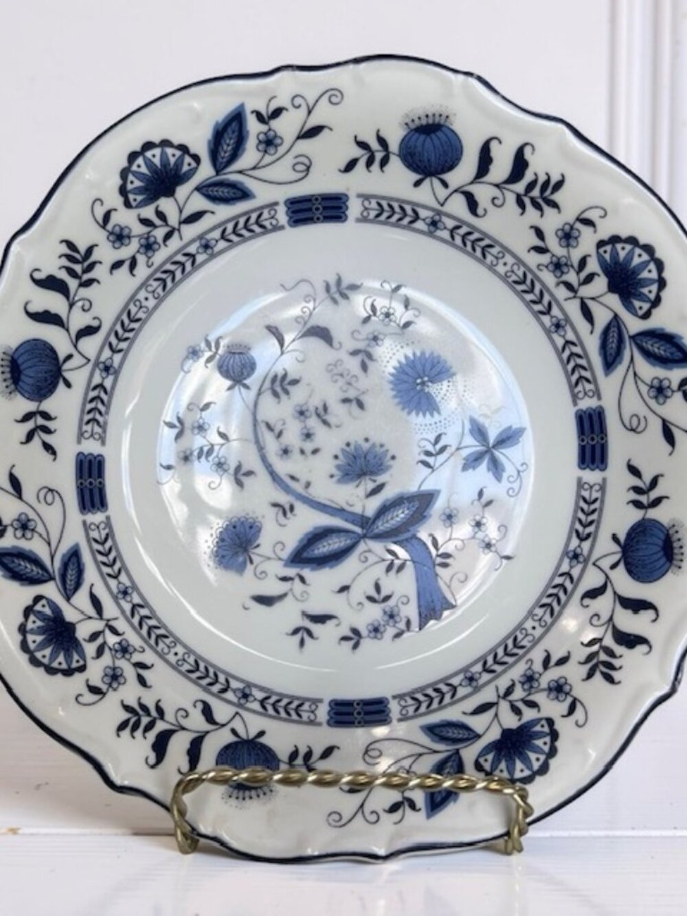 Sone Blue Onion Soup Bowl 7-3/4" Diameter Blue Floral Japan